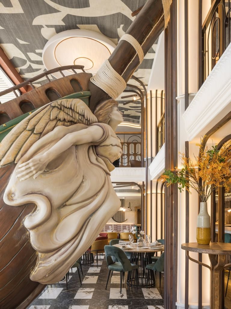 Decoracion tematica de restaurante valenciano